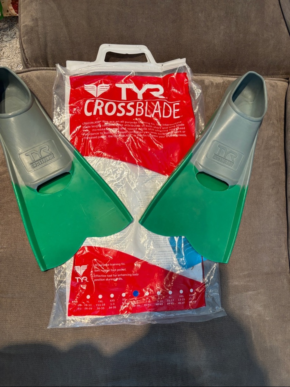 TYR Crossblade Training Fins in Green and Gray